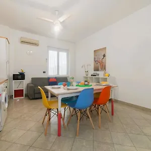 Casa Tykhe , Finale Ligure Italia